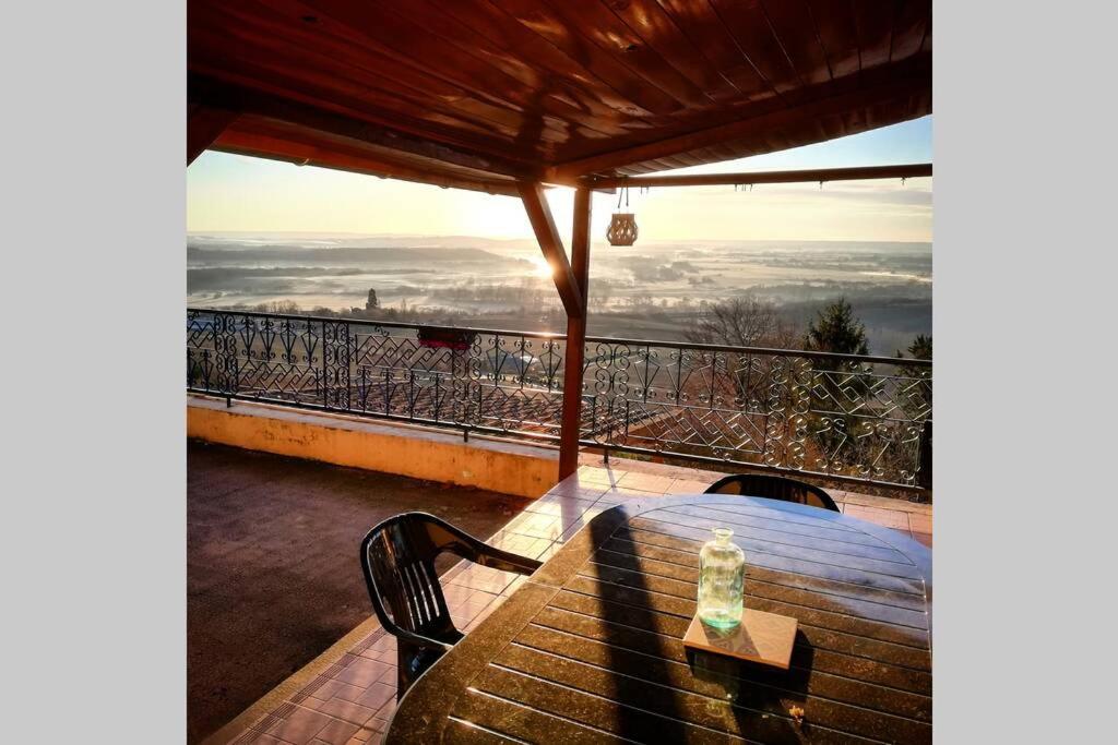 Vue Panoramique Sur Le Vignoble Apartment Сансер Екстериор снимка