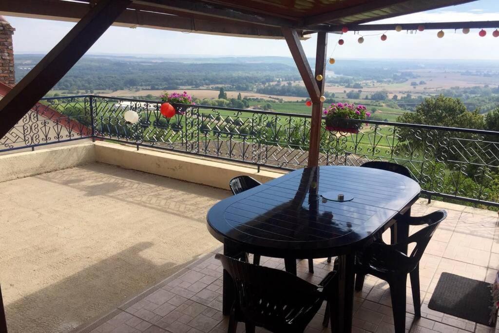 Vue Panoramique Sur Le Vignoble Apartment Сансер Екстериор снимка